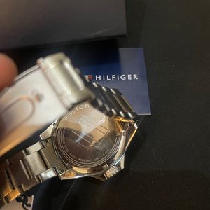 Reloj Tommy Hilfiger Executive Black Edition Acero Inoxidable Full Set - imagen 7