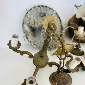 Lote de 7 Lámparas: Ventilador de Techo, Colgantes y Apliques - imagen 2