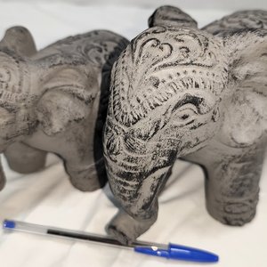 Set de 2 Elefantes Decorativos Macizos en Cemento - imagen 5