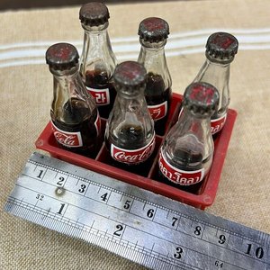 Conjunto Miniatura Coca-Cola: Cajón Madera y Botellitas - imagen 16