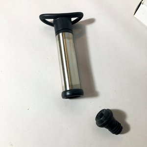 Diez Bombas Manuales para Conservar Vino - imagen 3