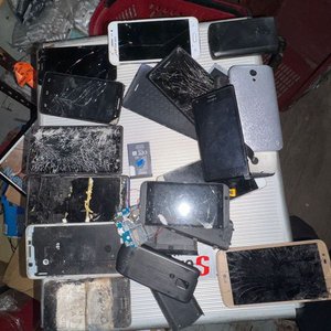 Lote anterior: Lote de Celulares y Tablets Dañados para Repuestos o Reparación