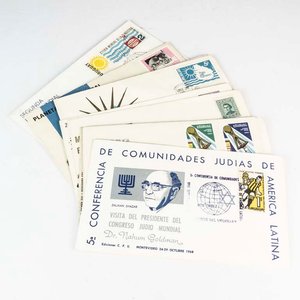 Lote anterior: 10 Sobres Primer Día Uruguay Década del 60 y 1980