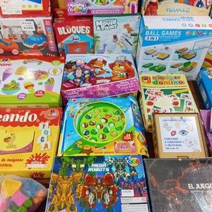 Lote Variado de Juegos de Mesa para Niños y Adultos - imagen 10