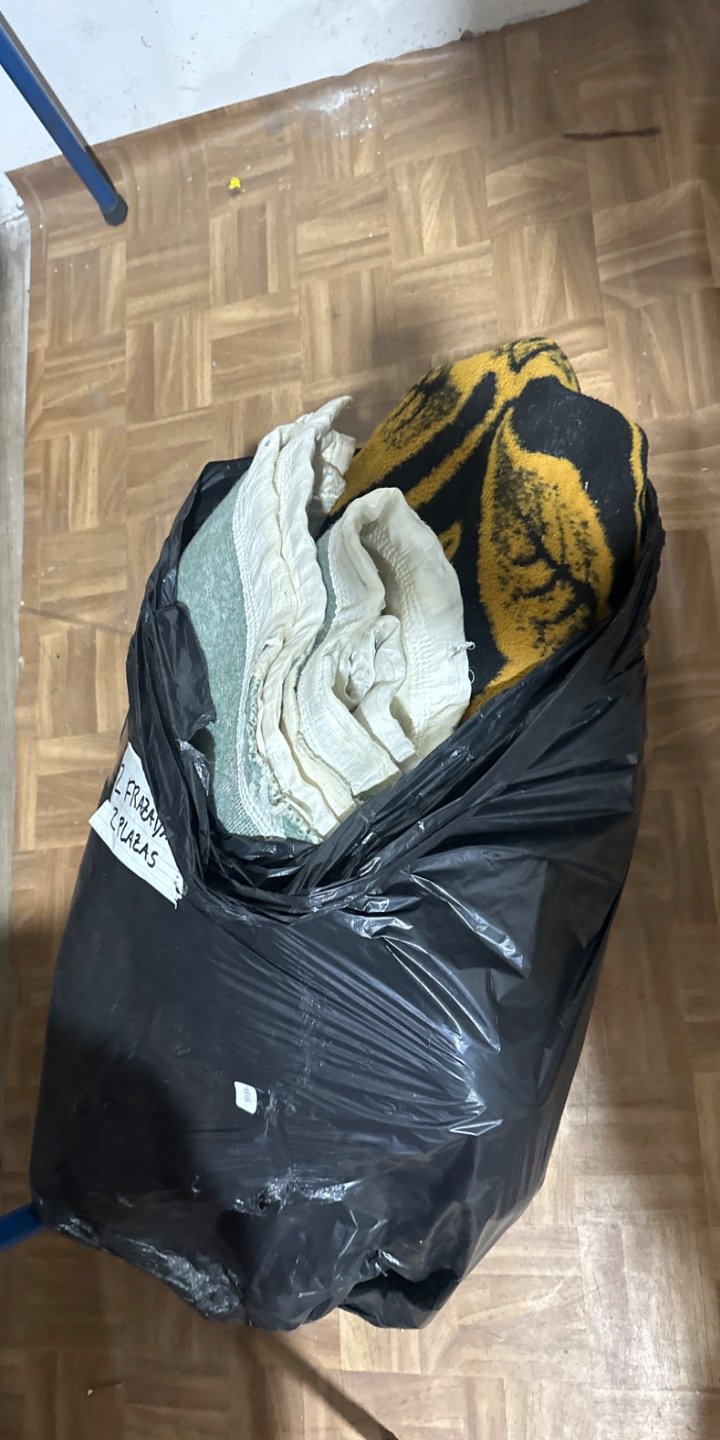 Lote anterior: Ropa usada en bolsas de plástico