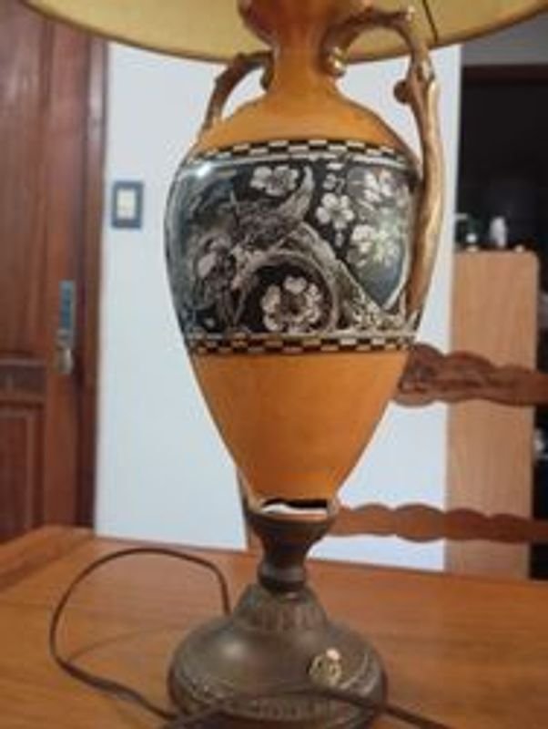 Lámpara de mesa decorativa
