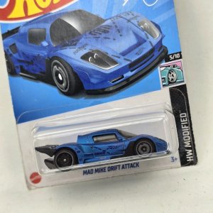 Hot Wheels Mad Mike Drift Attack Azul - imagen 2