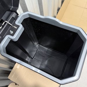 Cesto de Basura de Acero Inoxidable con Pedal y Tapa Abatible - imagen 5