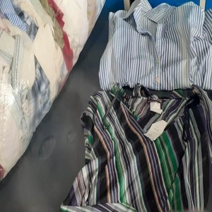 Lote anterior: Lote de 65 Camisas y Blusas Variadas