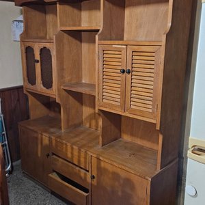 Mueble Modular de Madera con Estantes y Puertas - imagen 3