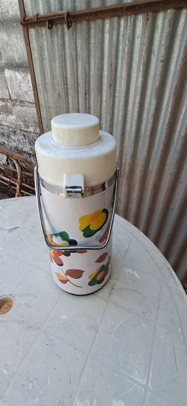 Termo de 2 L - Botella de termo con capacidad de 2 litros - imagen 4