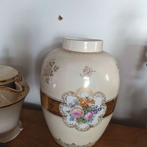 Lote de Adornos Antiguos: Florero, Botellón, Teteras y Más - imagen 10