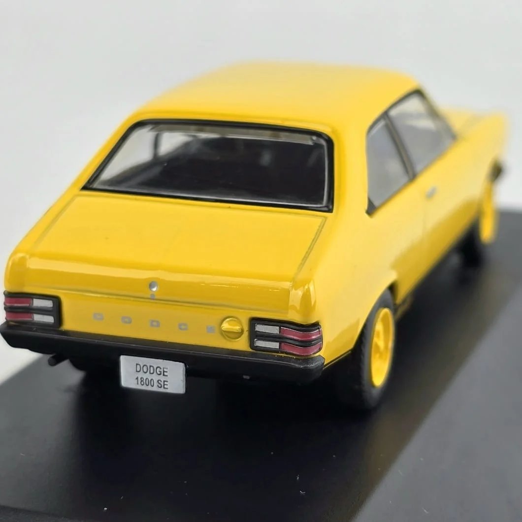 Dodge 1800 SE Modelo de Coche en Plástico - imagen 6