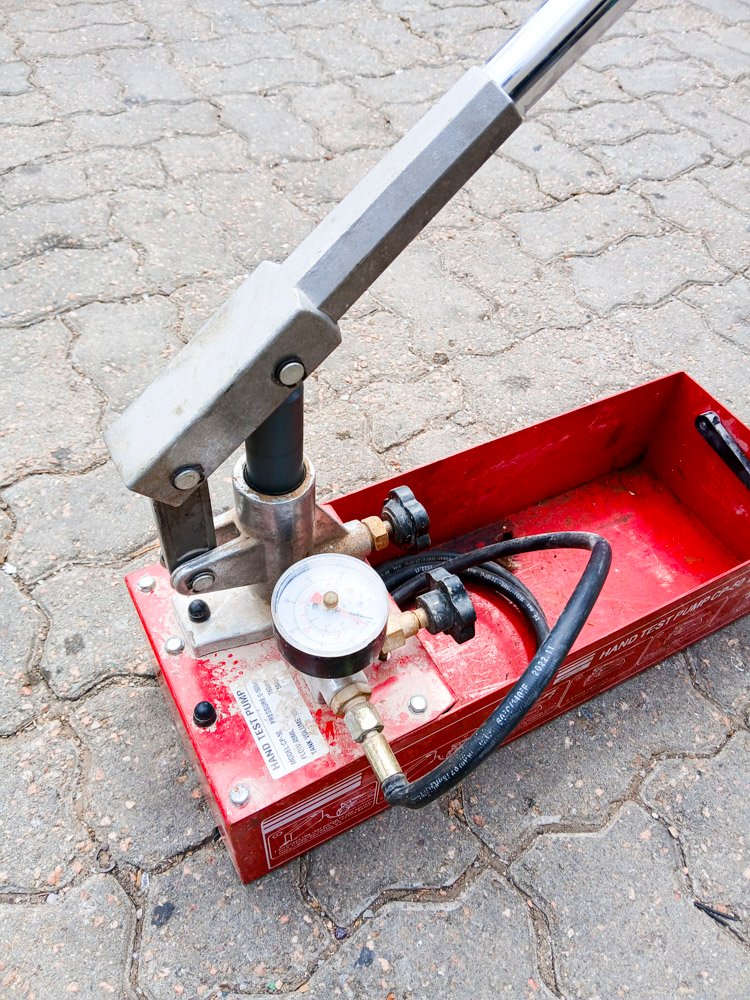 Bomba manual para sanitario - imagen 2