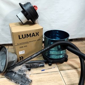 Aspiradora Semi Industrial Lumax 1600W para Agua y Tierra con Accesorios - imagen 3