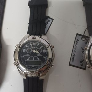 Lote de 5 Relojes: 4 con Malla Negra y 1 Azul - imagen 4