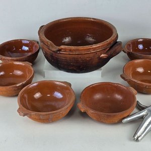Lote siguiente: Juego de 7 Cazuelas de Barro Artesanal