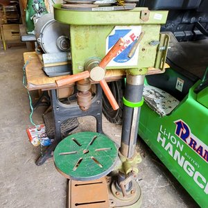 Taladro de Pie Monofásico con Motor Eléctrico - imagen 1
