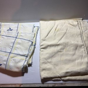Lote de Manteles, Caminos de Mesa y Repasadores de Tela y Crochet - imagen 7