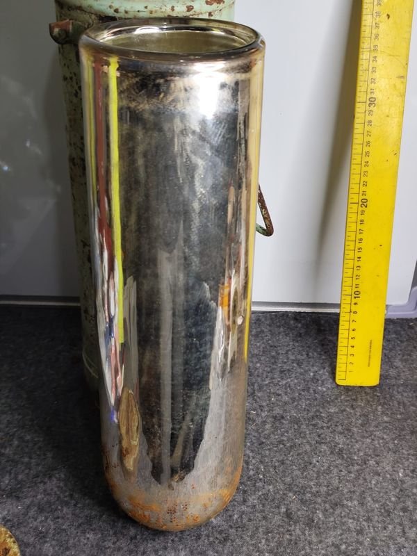 Tarro Antiguo Metálico con Tapa de Corcho y Asa