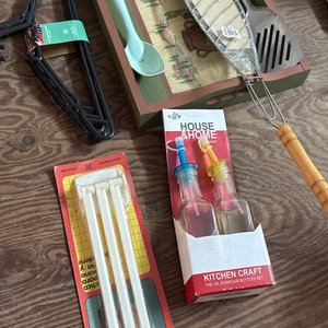 Lote siguiente: Lote de Utensilios de Cocina y Accesorios Varios