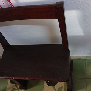 Banco de Madera Dura con Respaldo Firme - imagen 3