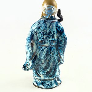 Figura Oriental de Ceramica con Melocoton y Baston, 21 cm - imagen 3