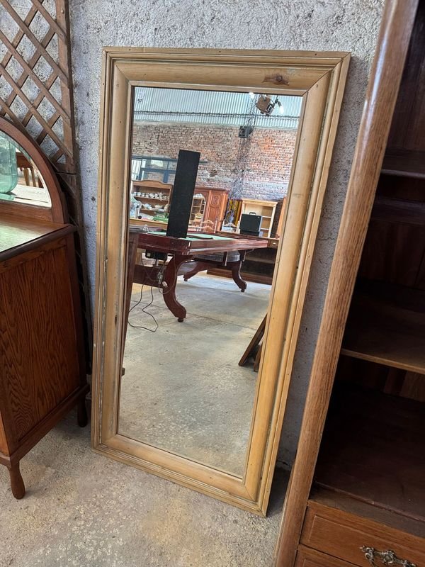 Item 877748 - Image 1