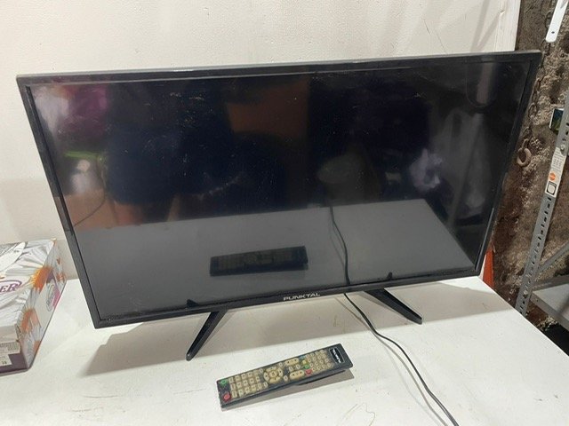 Lote siguiente: Tv led a la vista - Televisión de pantalla plana con tecnología LED