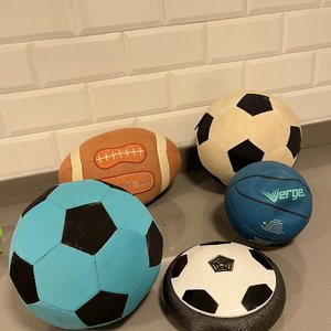 Lote de Pelotas Variadas: Fútbol, Básquet y Rugby - imagen 2