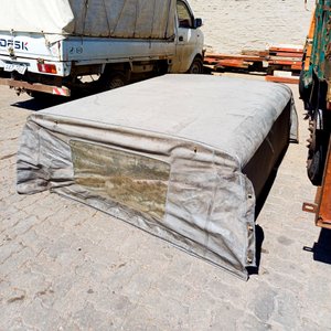 Lote siguiente: Toldo de camión 2.08 x 1.60 x 0.67