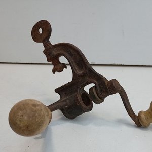 Antiguo Cargador de Cartuchos de Metal y Madera - imagen 4