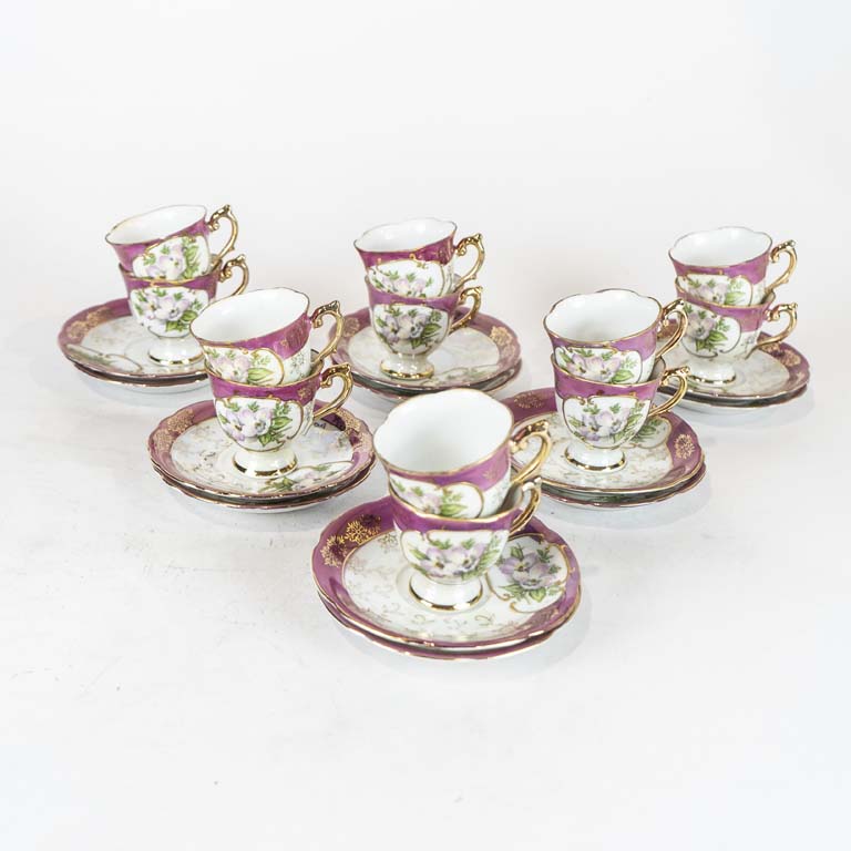 Lote anterior: 24 Piezas de cafe porcelana  - Medidas: 12 y 6cm 