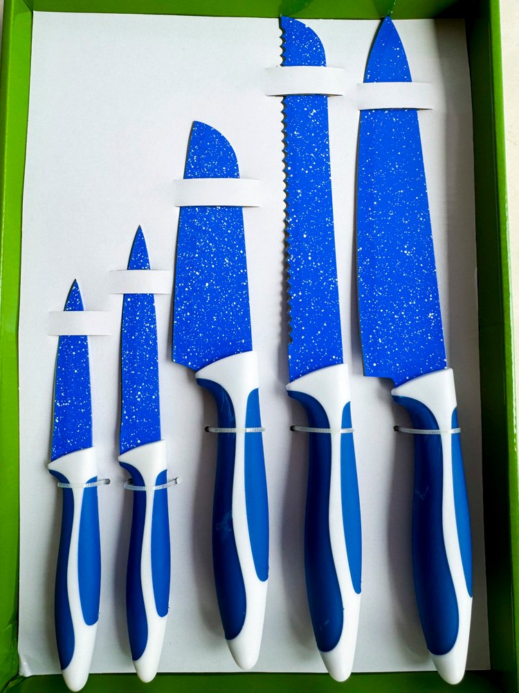Juego de cuchillos de plástico azul - imagen 2