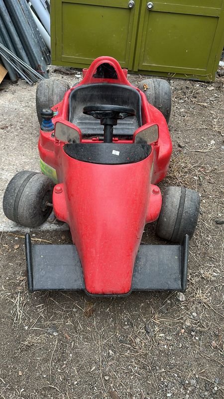 Auto para niño rojo juguete en buen estado - imagen 3