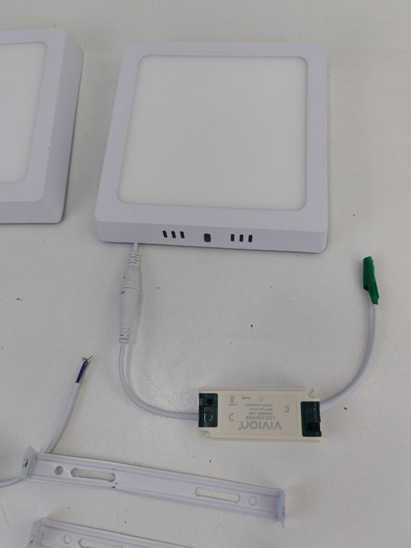 Dos Luces De Empotrar - Luces LED para Instalación - imagen 4