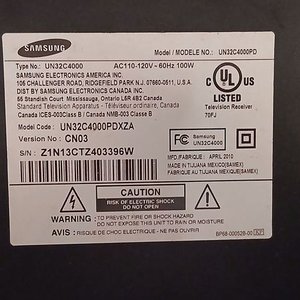 Televisor Samsung LED 32" Modelo UN32C4000PD con Soporte Metálico Articulado - imagen 3