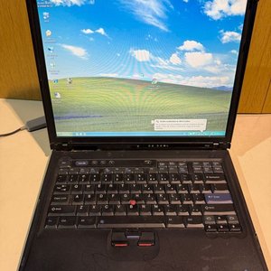 Notebook IBM ThinkPad con Windows XP - imagen 10