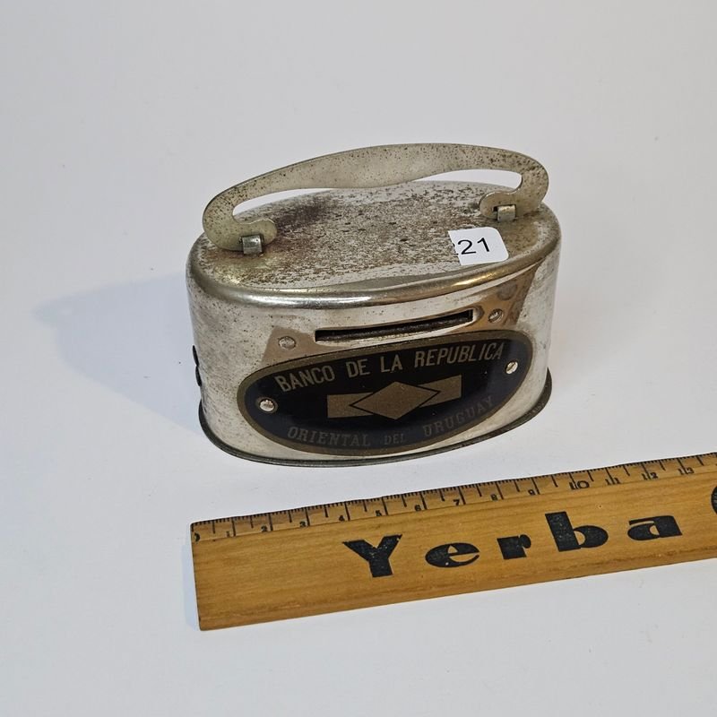 Item 851101 - Image 1