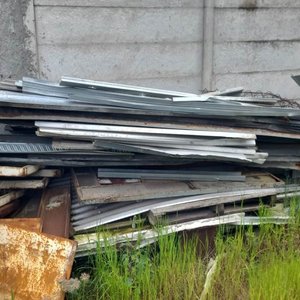 Lote siguiente: Lote de Chapas Metálicas Variadas