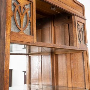 Estante Art Nouveau de Roble con Cajón, Vidrios y Fondo Espejado - imagen 3
