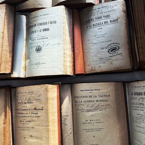 Lote de 19 Libros "Biblioteca del Oficial" Tapa Dura Colección General Berisso - imagen 3