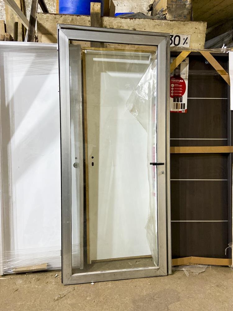 Puerta de Aluminio y Vidrio 220x100 cm