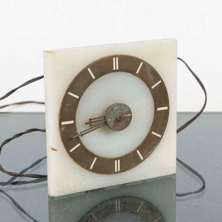 Lote anterior: Reloj eléctrico de mármol y bronce americano