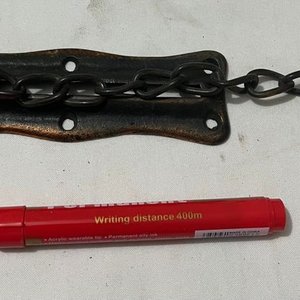 Pasador de Puerta de Bronce con Cadena - imagen 1