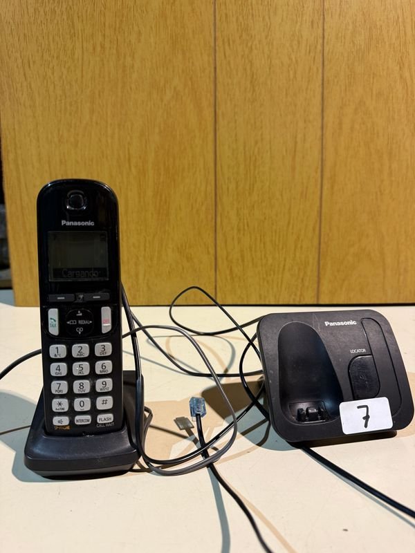 Teléfono Inalámbrico Panasonic con Dos Bases