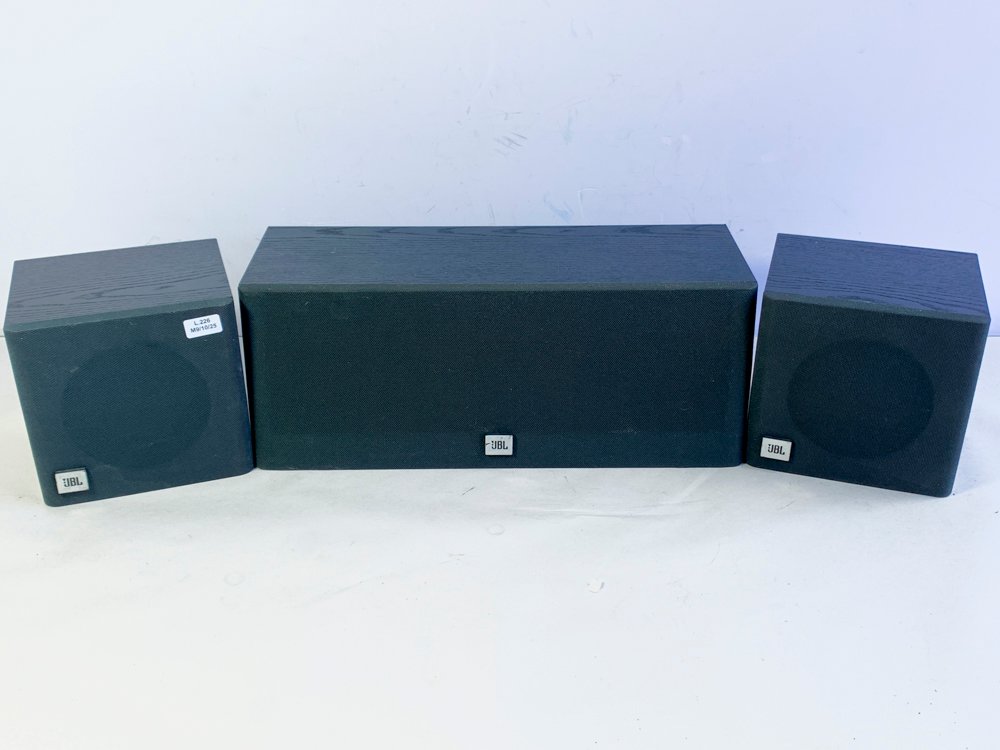 Vendedores de altavoces JBl en excelente condición - imagen 2