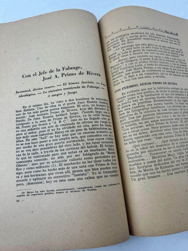 Libro político vintage de España durante la era de Franco - imagen 3