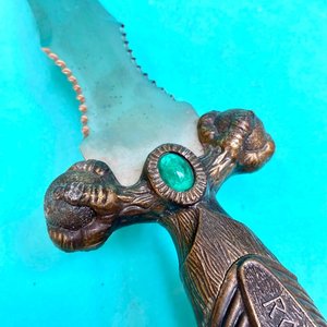 Colecciónable daga de fantasía decorativa de Robin Hood de aproximadamente 15 pulgadas (unos 38 cm). Hoja sellada U.S.A - imagen 5