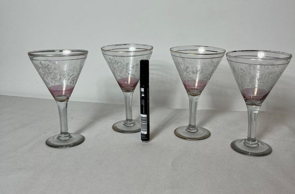 Juego de 4 Copas de Cristal con Guarda Dorada y Diseño Floral - imagen 1
